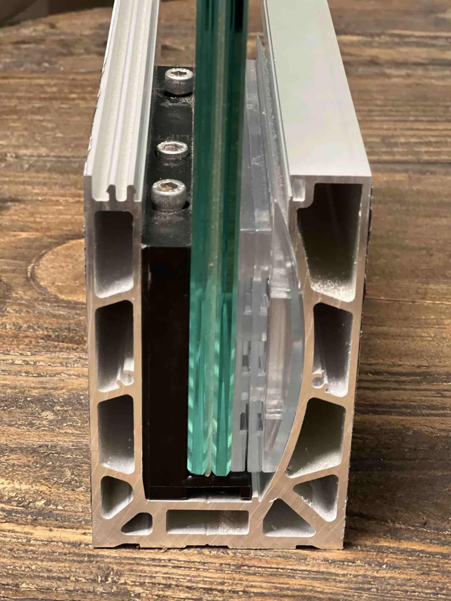 garde corps vitré rail au sol inox (copie)
